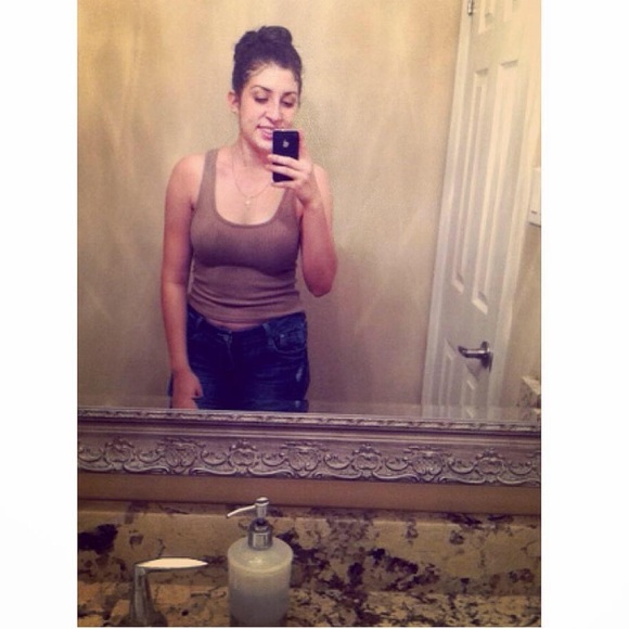 Tank top - Picture 2 of 2